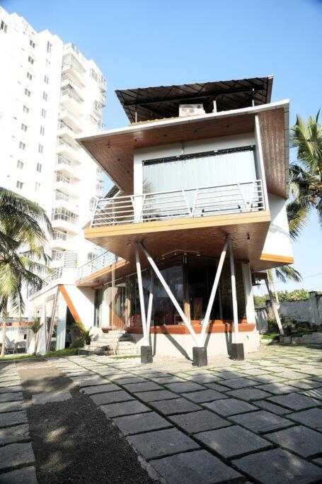The Urban Getaway Villa Thiruvananthapuram Eksteriør billede